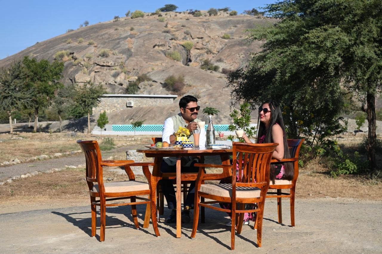 Clarks Safari Jawai Hotel Jawai Bandh Exterior photo