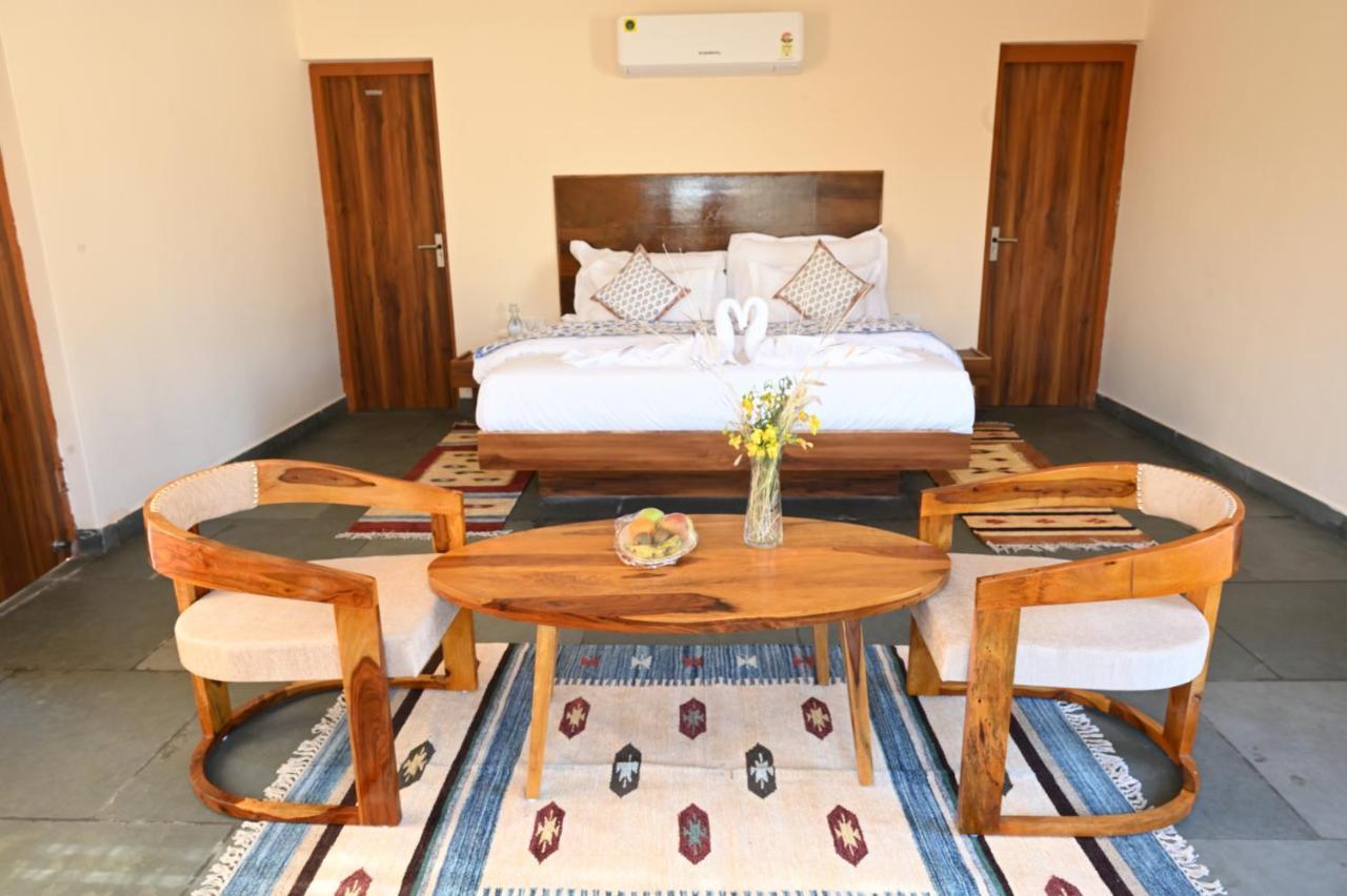 Clarks Safari Jawai Hotel Jawai Bandh Exterior photo